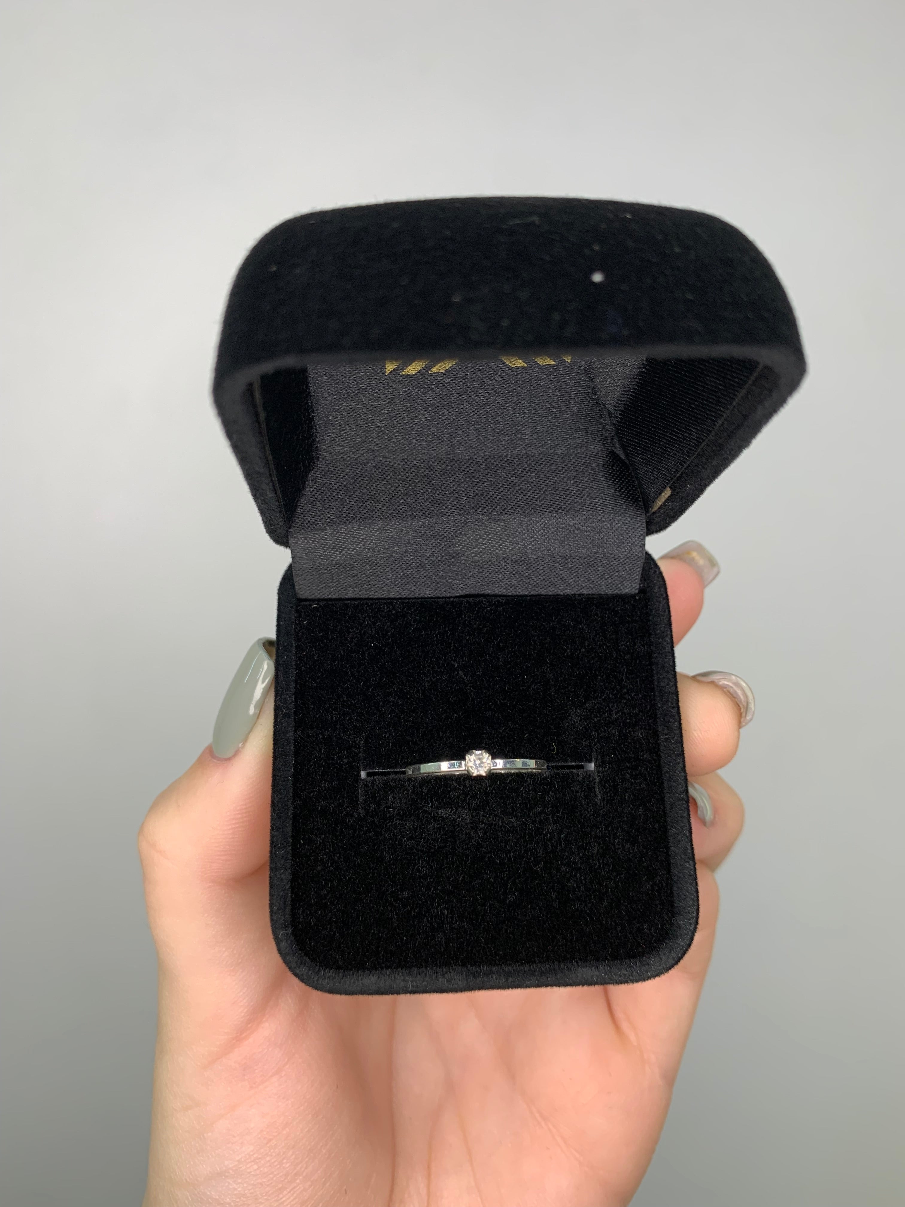 Anel Solitário Fininho